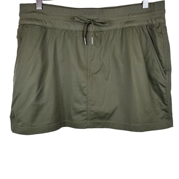 THE NORTH FACE Aphrodite Skort in Dark Olive Green Size XL = 16 - 18 - Picture 2 of 15